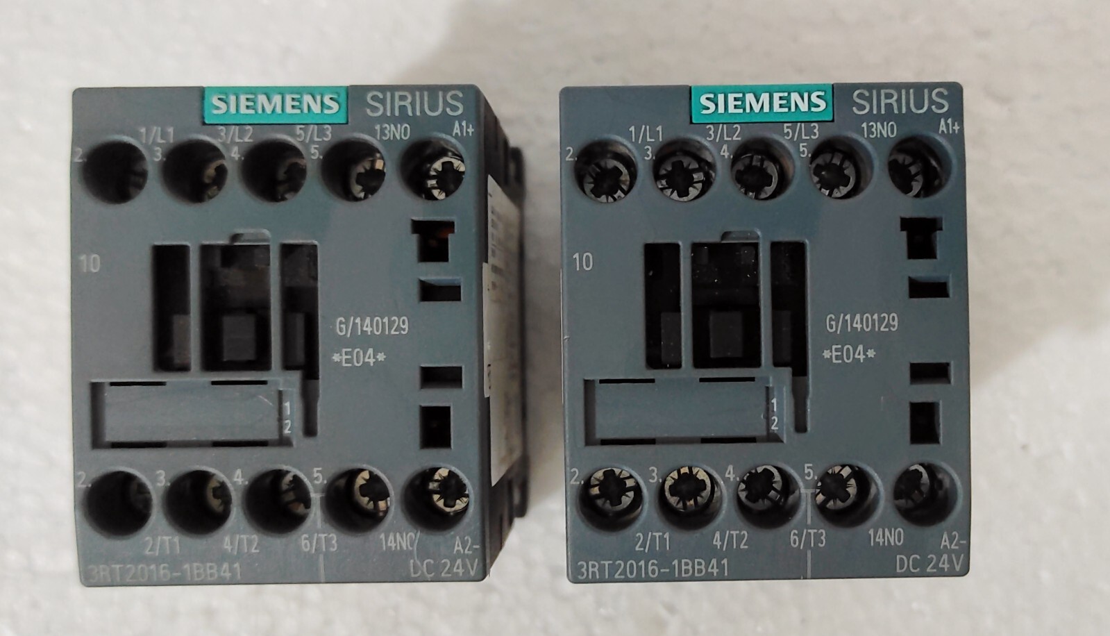 SIEMENS SIRIUS 3RT2016-1BB41 CONTACTOR 24 V LOT OF 02 PCS